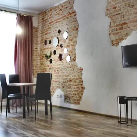 Dorosh-home квартира-студія в центрі львова * Lviv