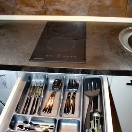 Dorosh-home квартира-студія в центрі львова דירה לבוב