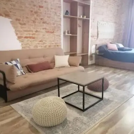 Dorosh-home квартира-студія в центрі львова Λβιβ